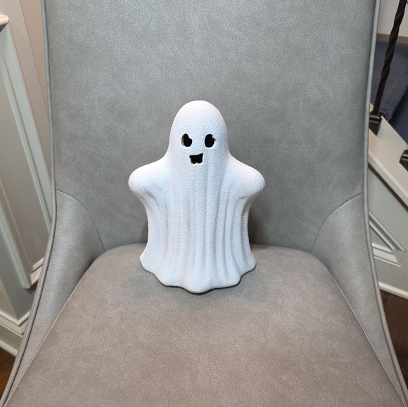 Hyde and EEK! Terracotta Ghost Textured Large Halloween Target 2025 - Picture 4 of 12